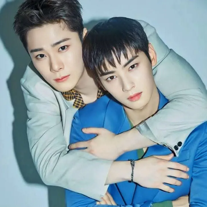 아스트로 최근 활동샷