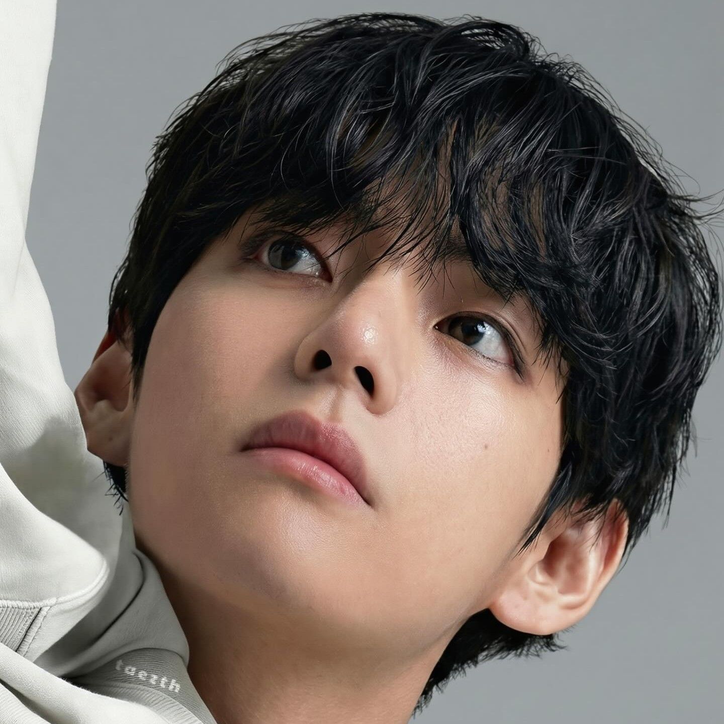 V (BTS)の最新写真