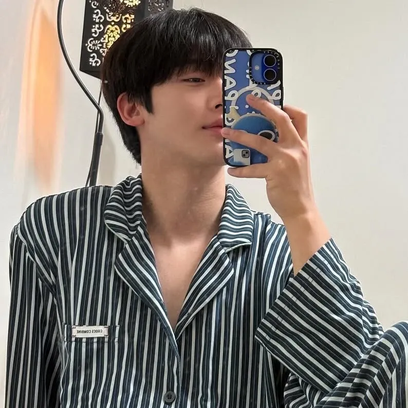 Behind-the-scenes cut of Kim Yohan (WEi)