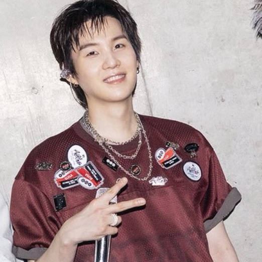 Foto terbaru SUGA (BTS)