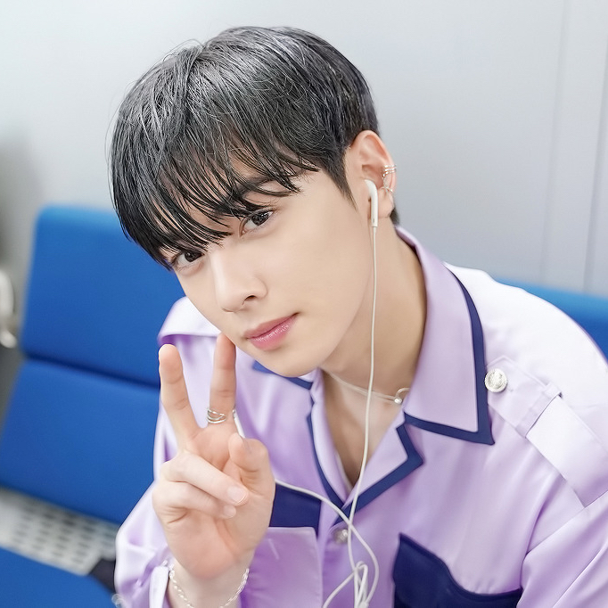 ASTRO的最新活动照片