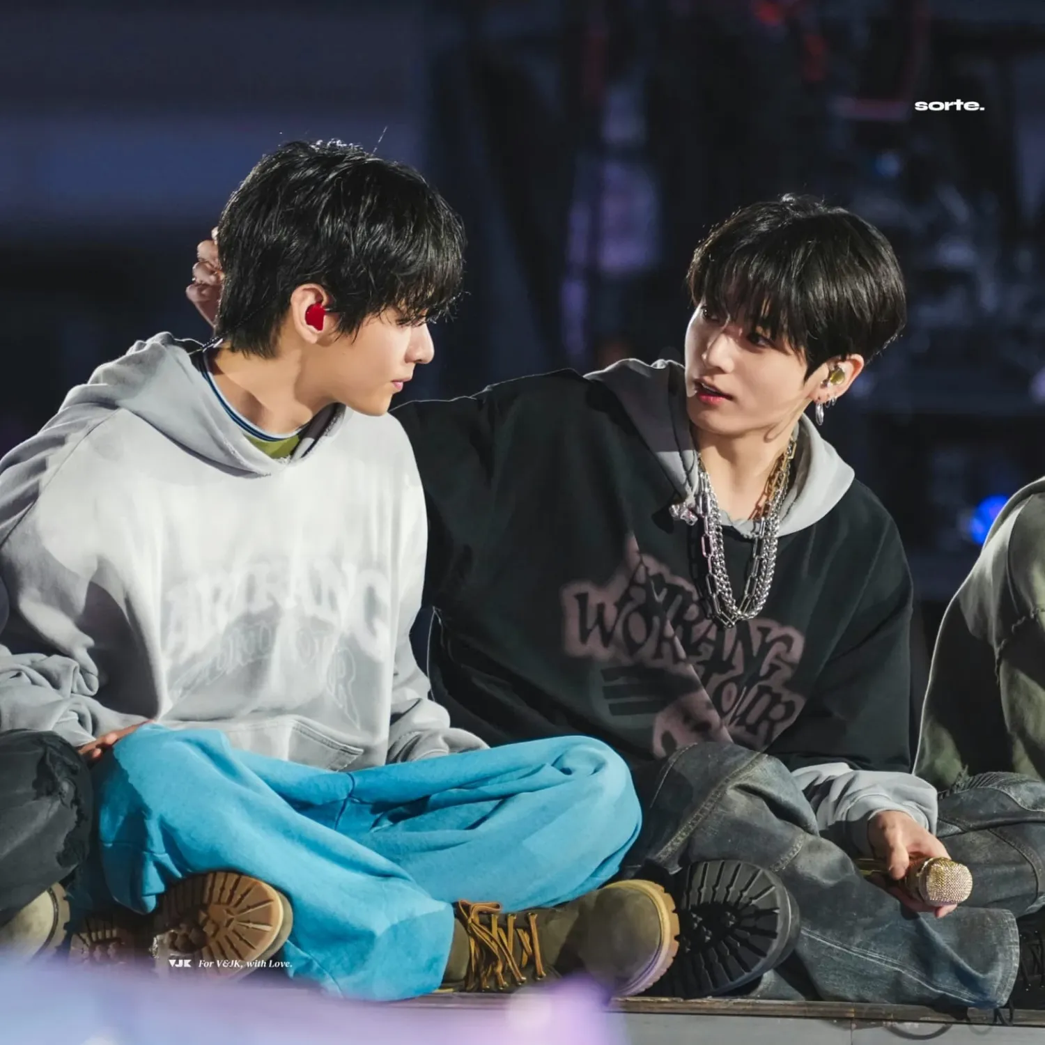 Momen yang diabadikan oleh penggemar BTS
