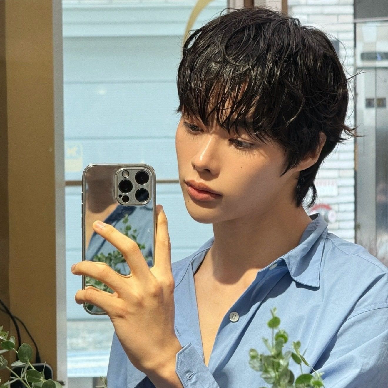 Behind-the-scenes cut of Hanbin (TEMPEST)