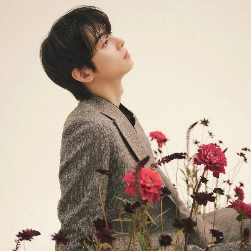 Recent activity shot of Eunwoo (ASTRO)