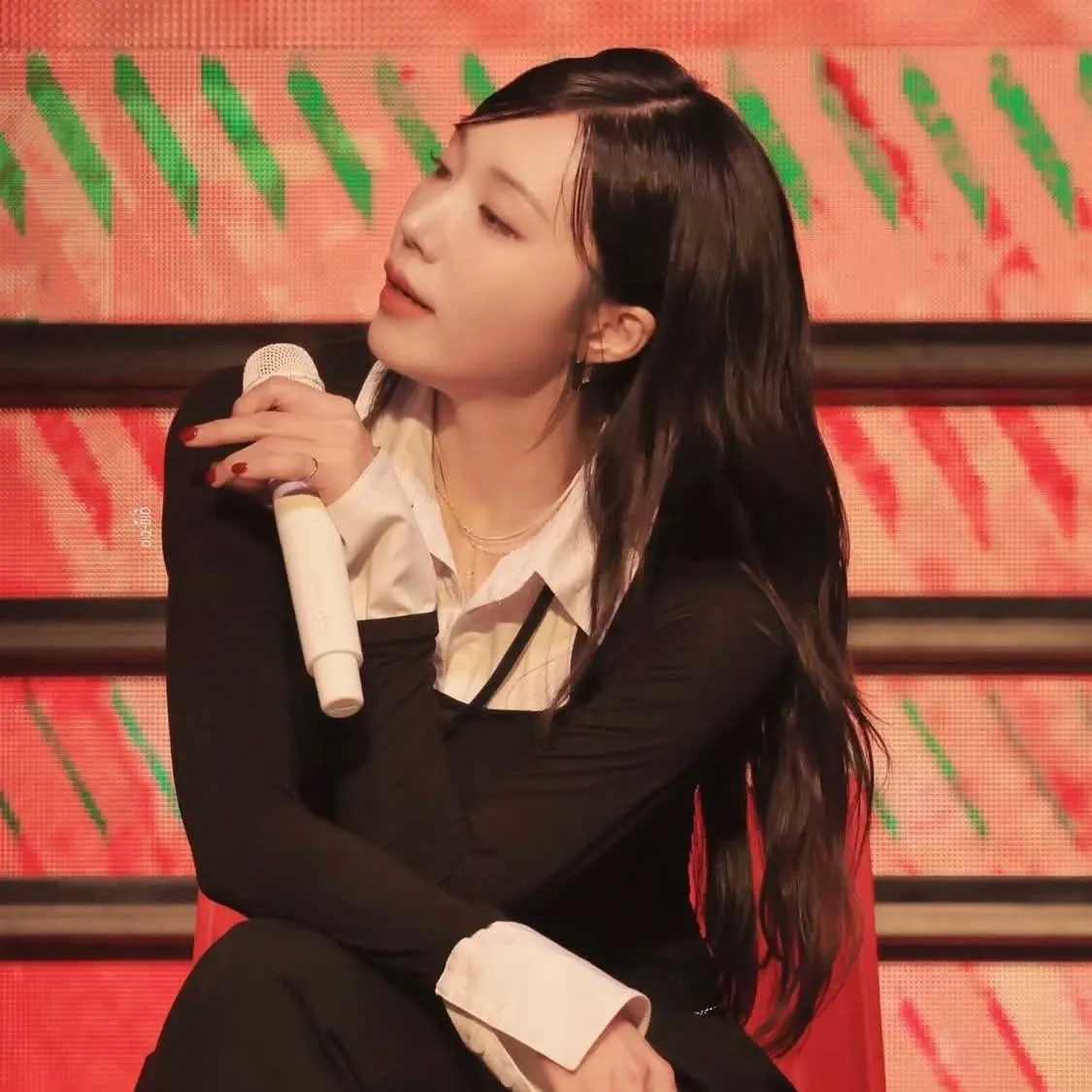 Recent activity shot of Jeong Eunji (Apink)