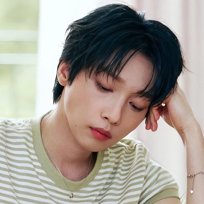 A moment captured by Jeong Sewoon's fan