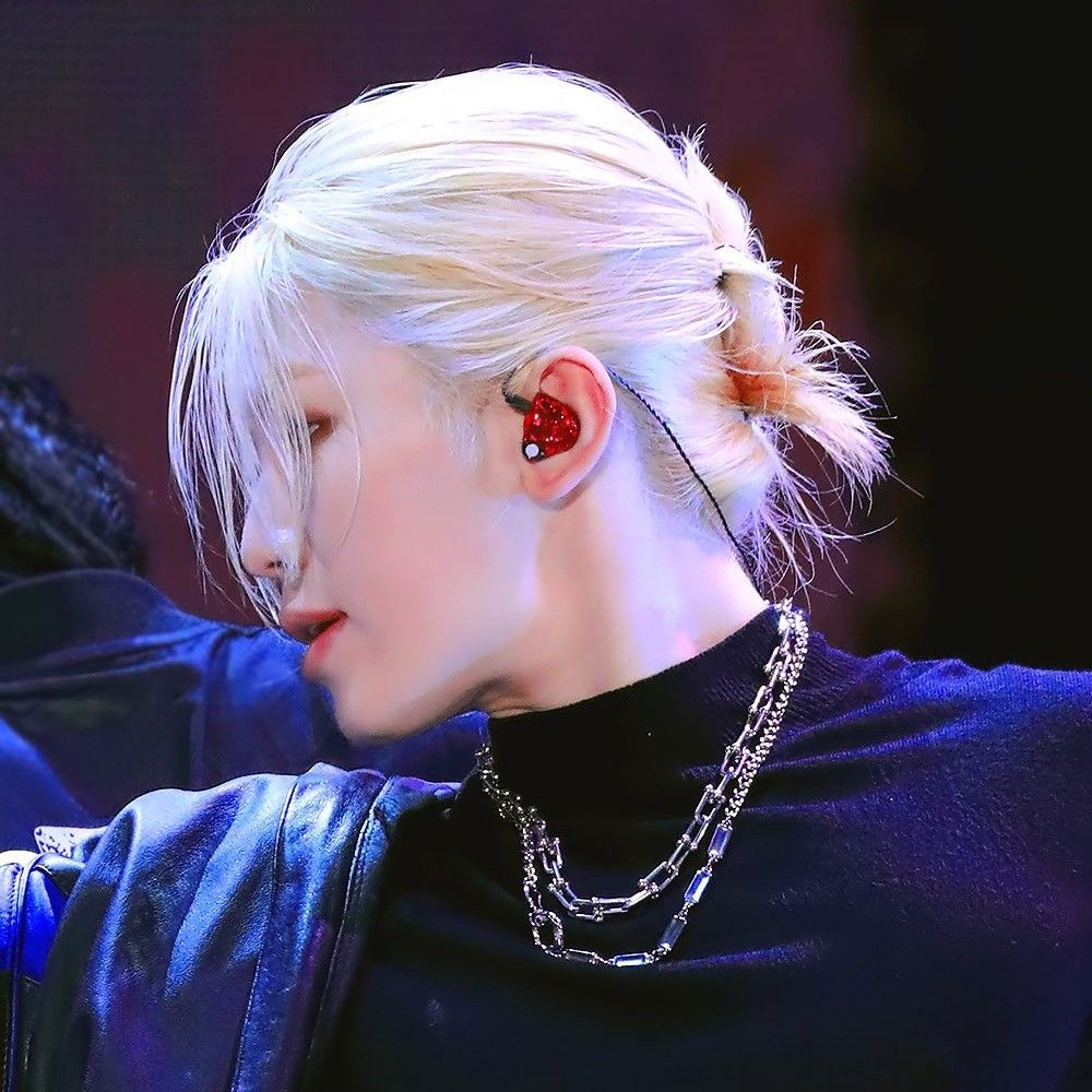 Behind-the-scenes cut of Woozi (SEVENTEEN)