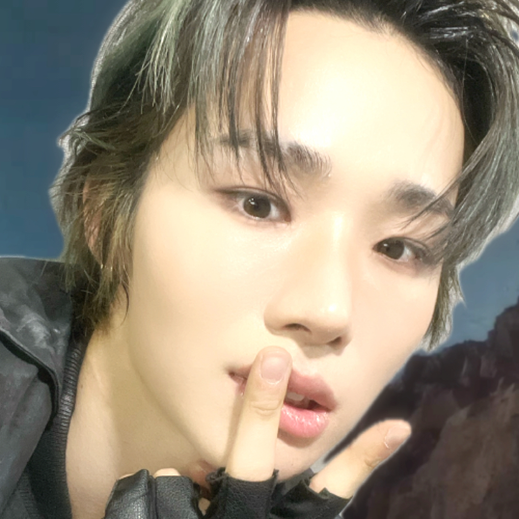 Latest photo of Wonjun (WHIB)