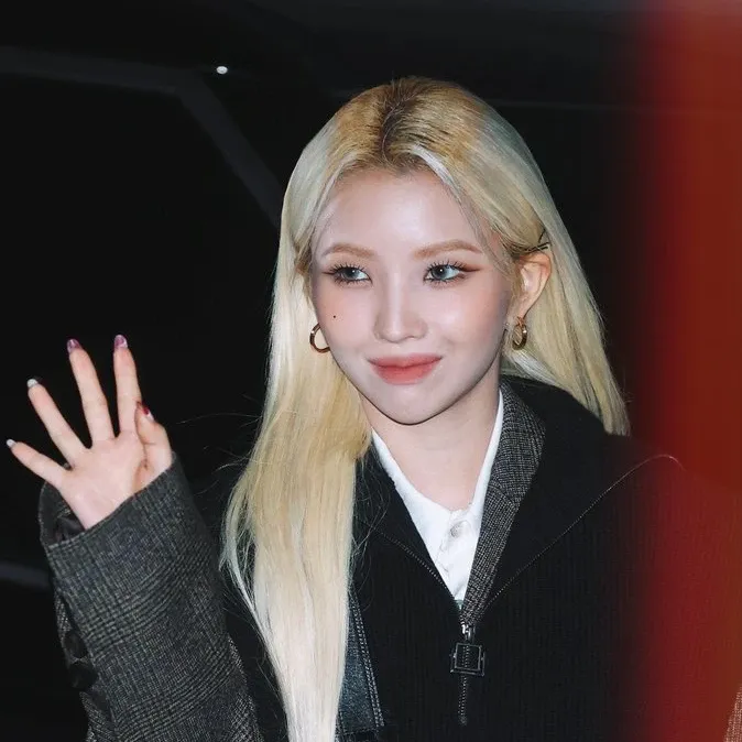 Recent activity shot of Soyeon (i-dle)