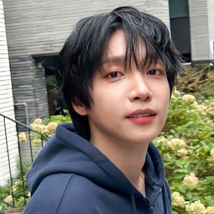 Behind-the-scenes cut of Jeong Sewoon