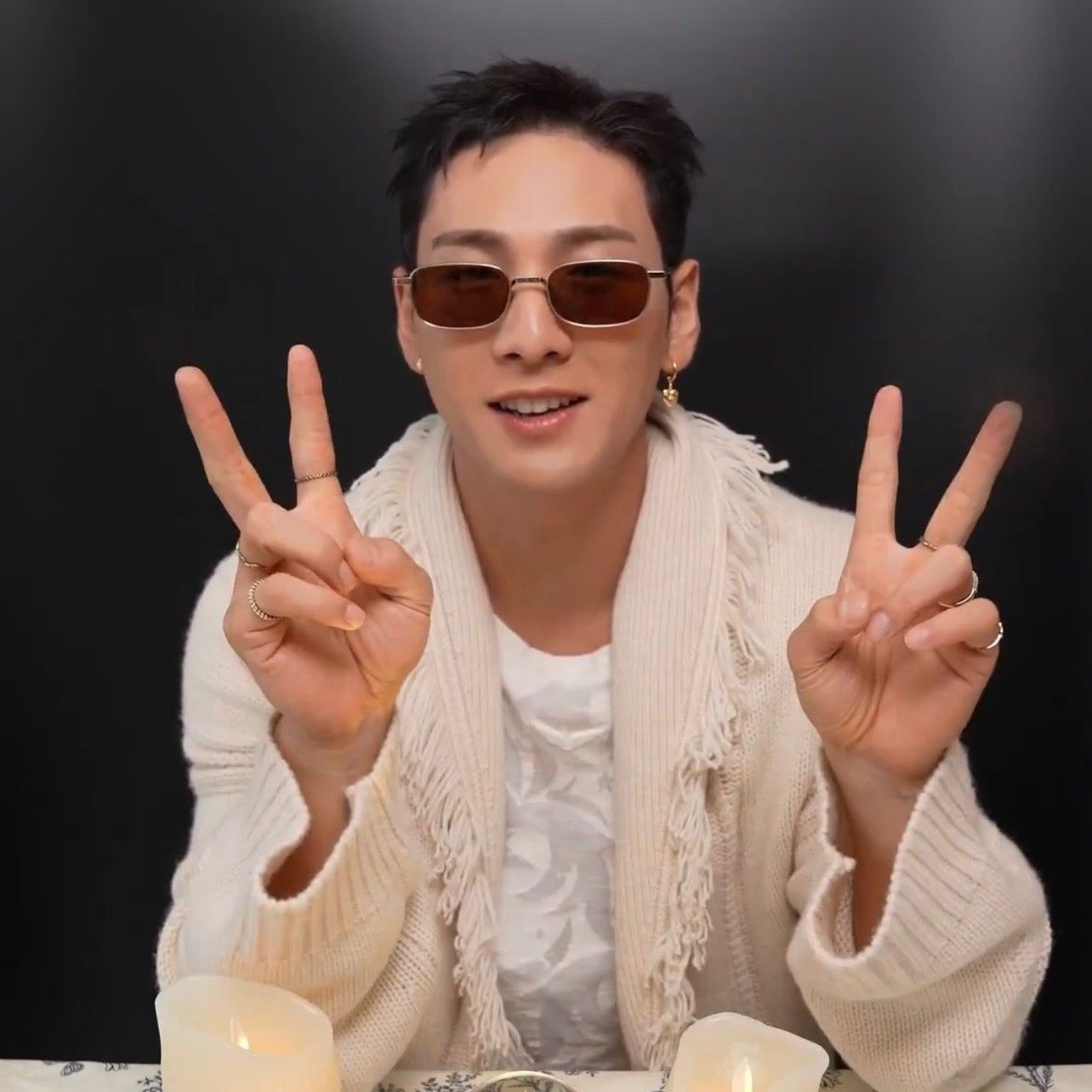 백호의 비하인드 컷