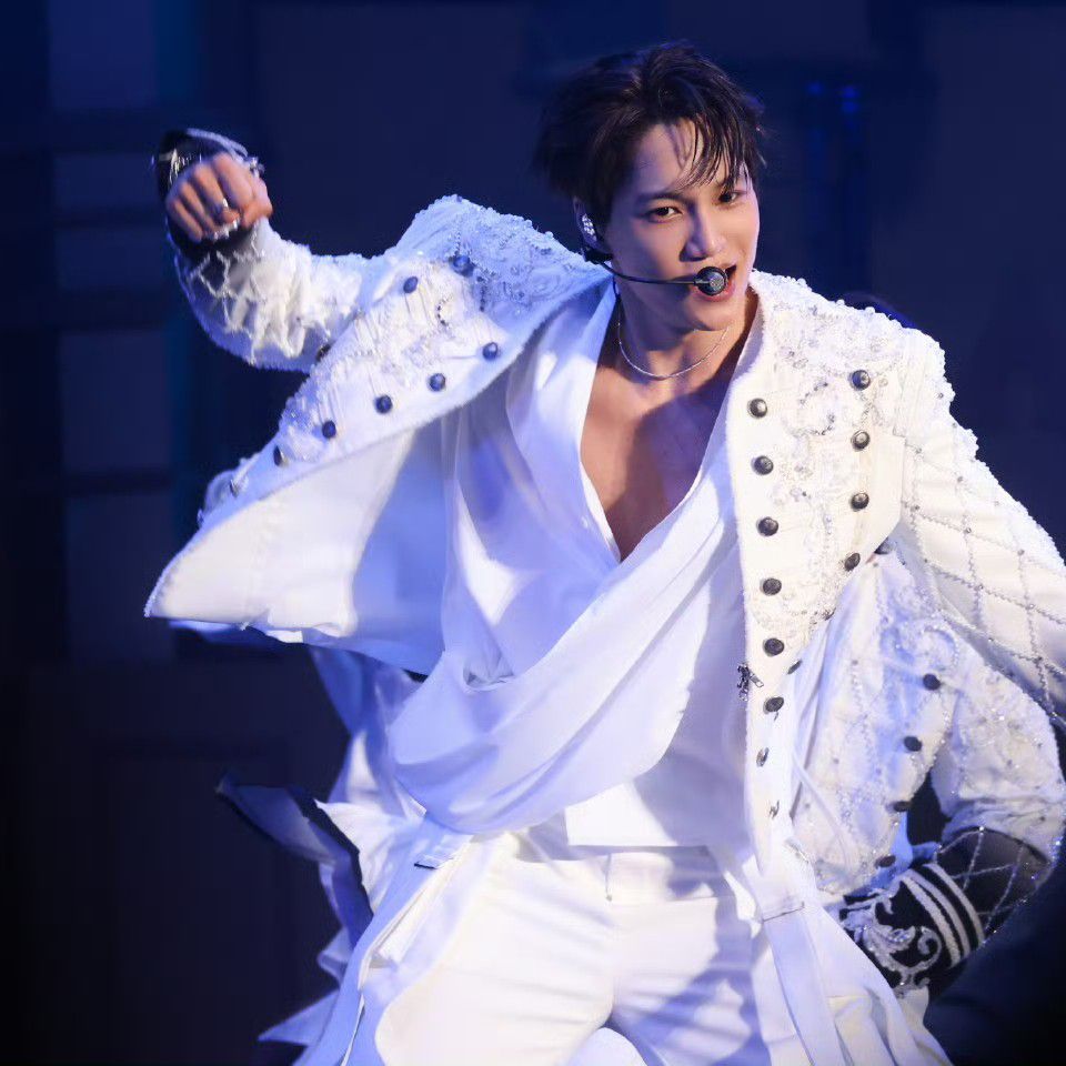 Momen yang diabadikan oleh penggemar Kai (EXO)