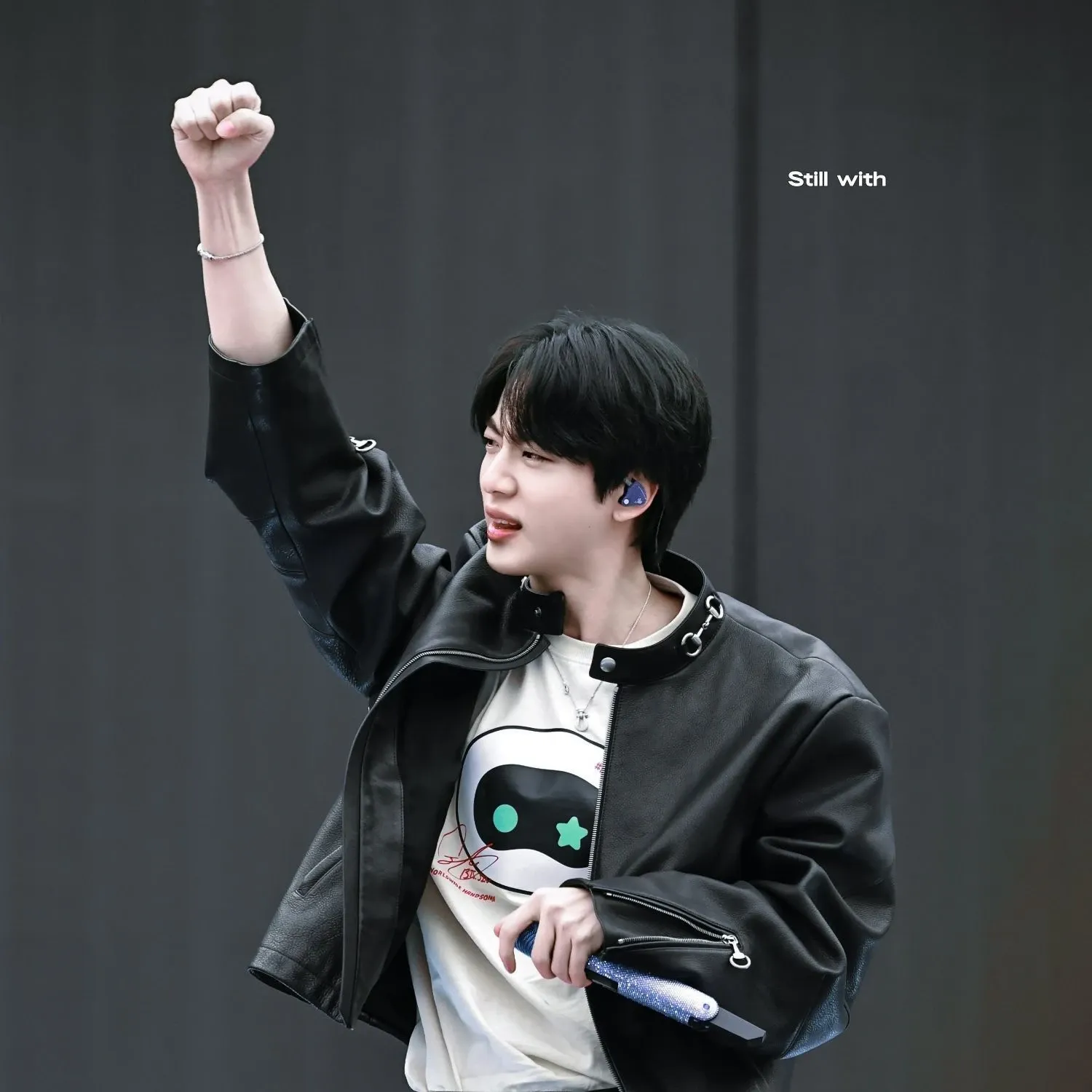 진 (방탄소년단) 최근 활동샷