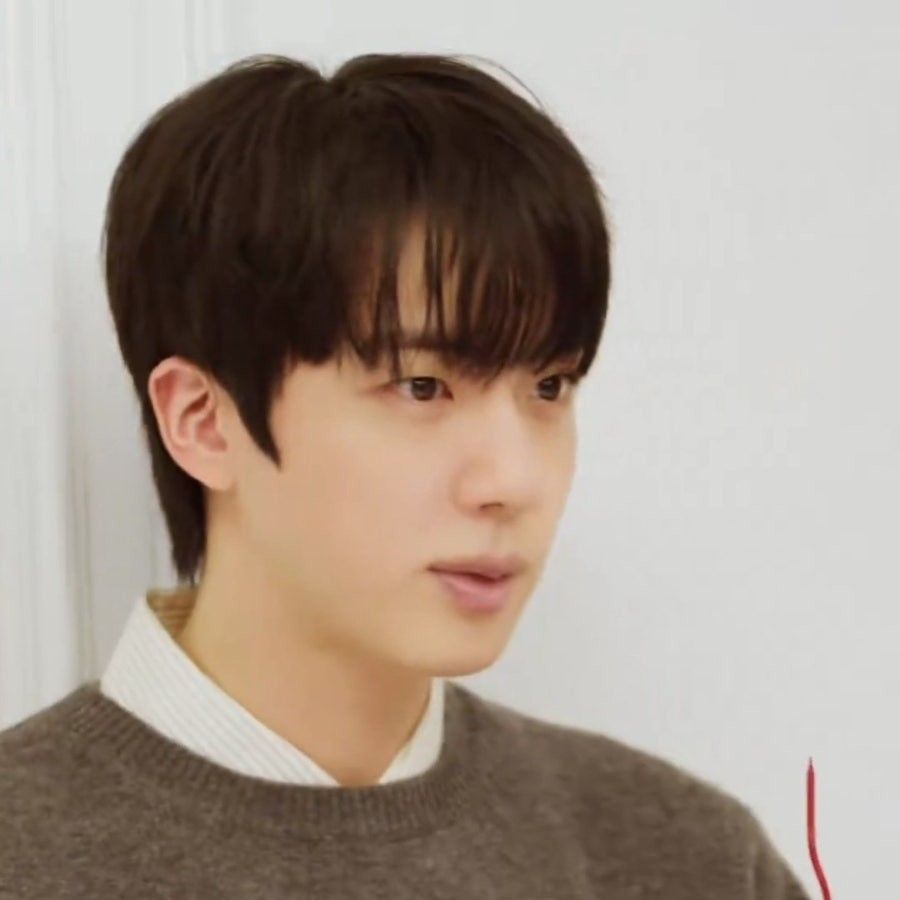 진 (방탄소년단)의 최신 사진