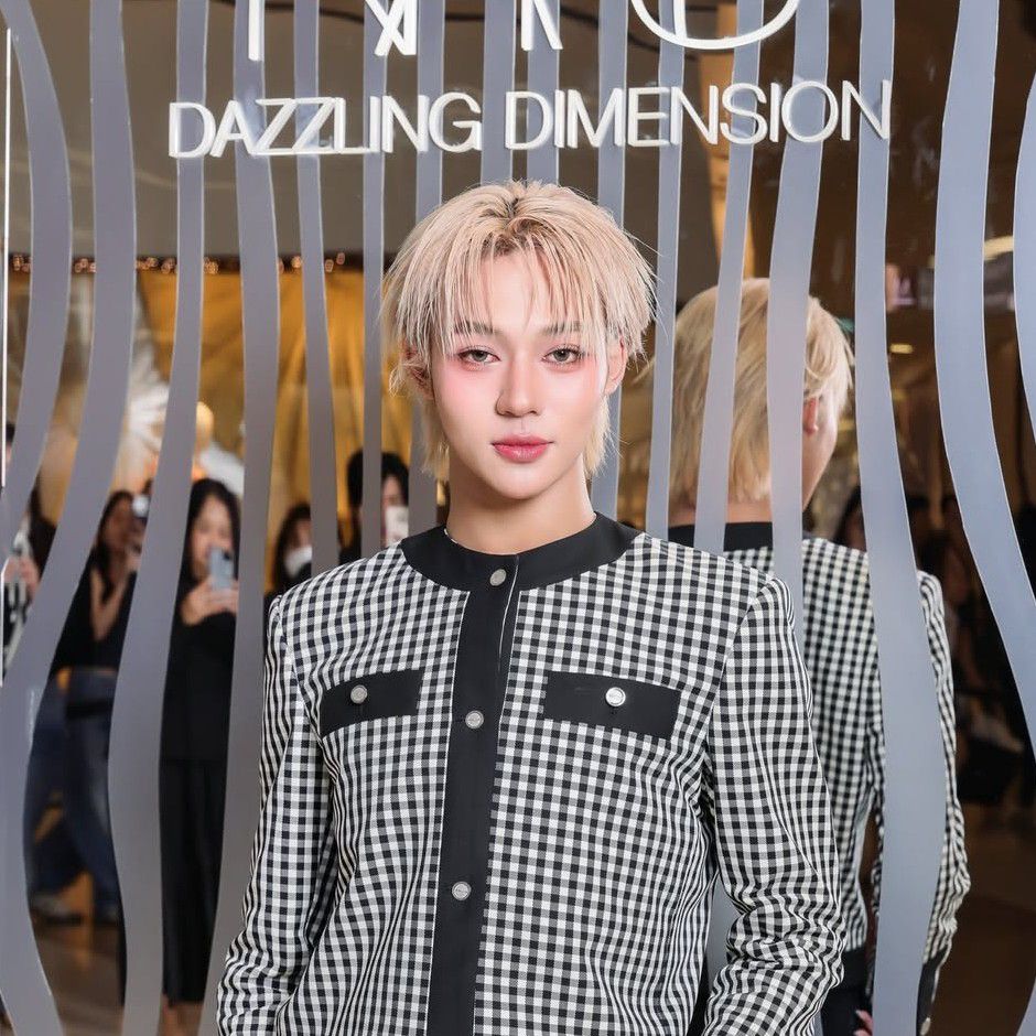 A moment captured by Lego (LYKN)'s fan