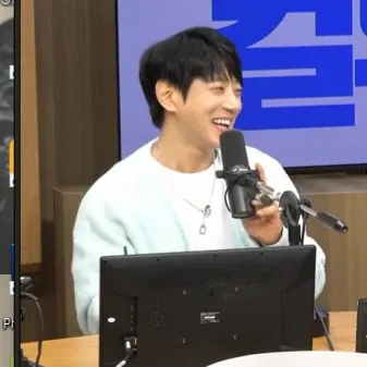 Latest photo of Hwang Chiyeol