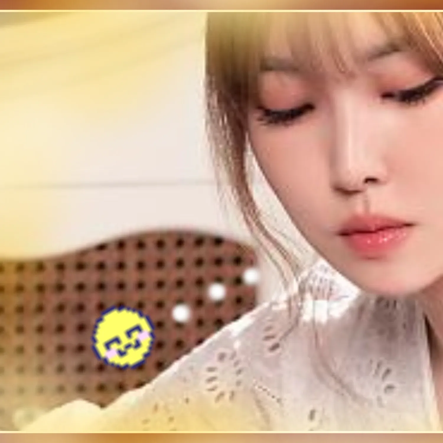 Behind-the-scenes cut of Yuju (GFRIEND)