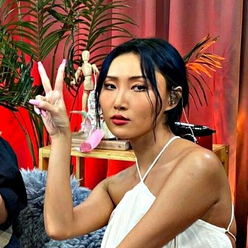 Latest photo of MAMAMOO