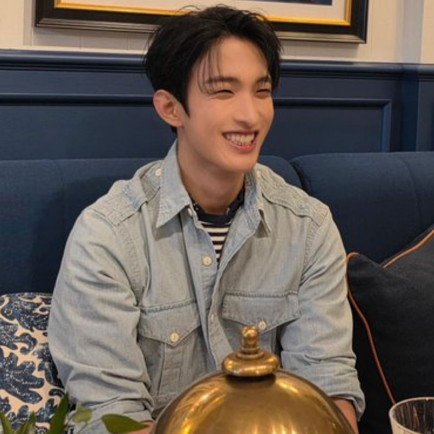 Behind-the-scenes cut of DK (SEVENTEEN)