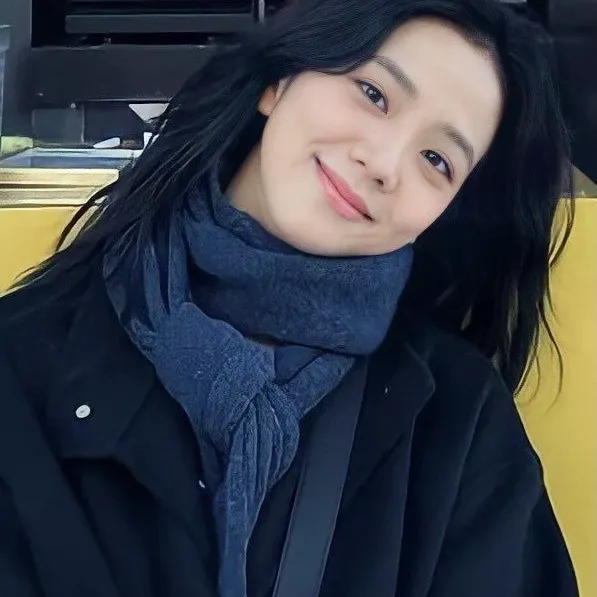 Momen yang diabadikan oleh penggemar Jisoo (BLACKPINK)