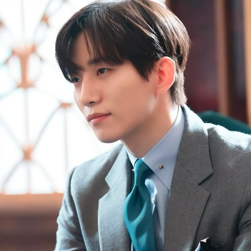 Recent activity shot of Junho (2PM)