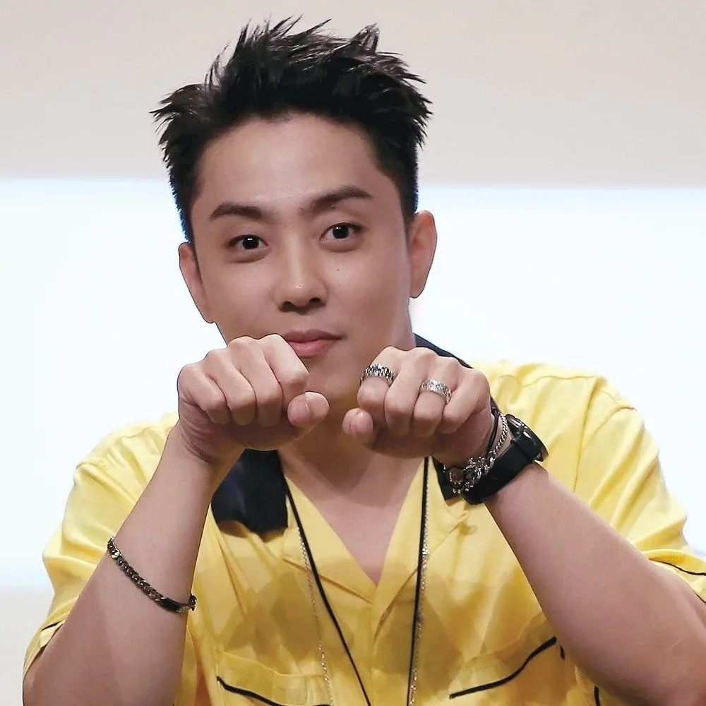 Behind-the-scenes cut of Eun Jiwon (SECHSKIES)