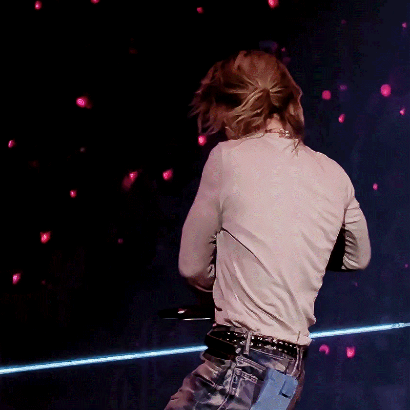 Foto aktivitas terbaru Jimin (BTS)