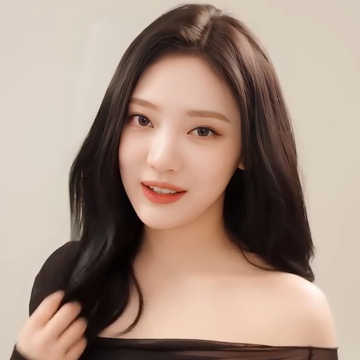 Latest photo of Ningning (aespa)