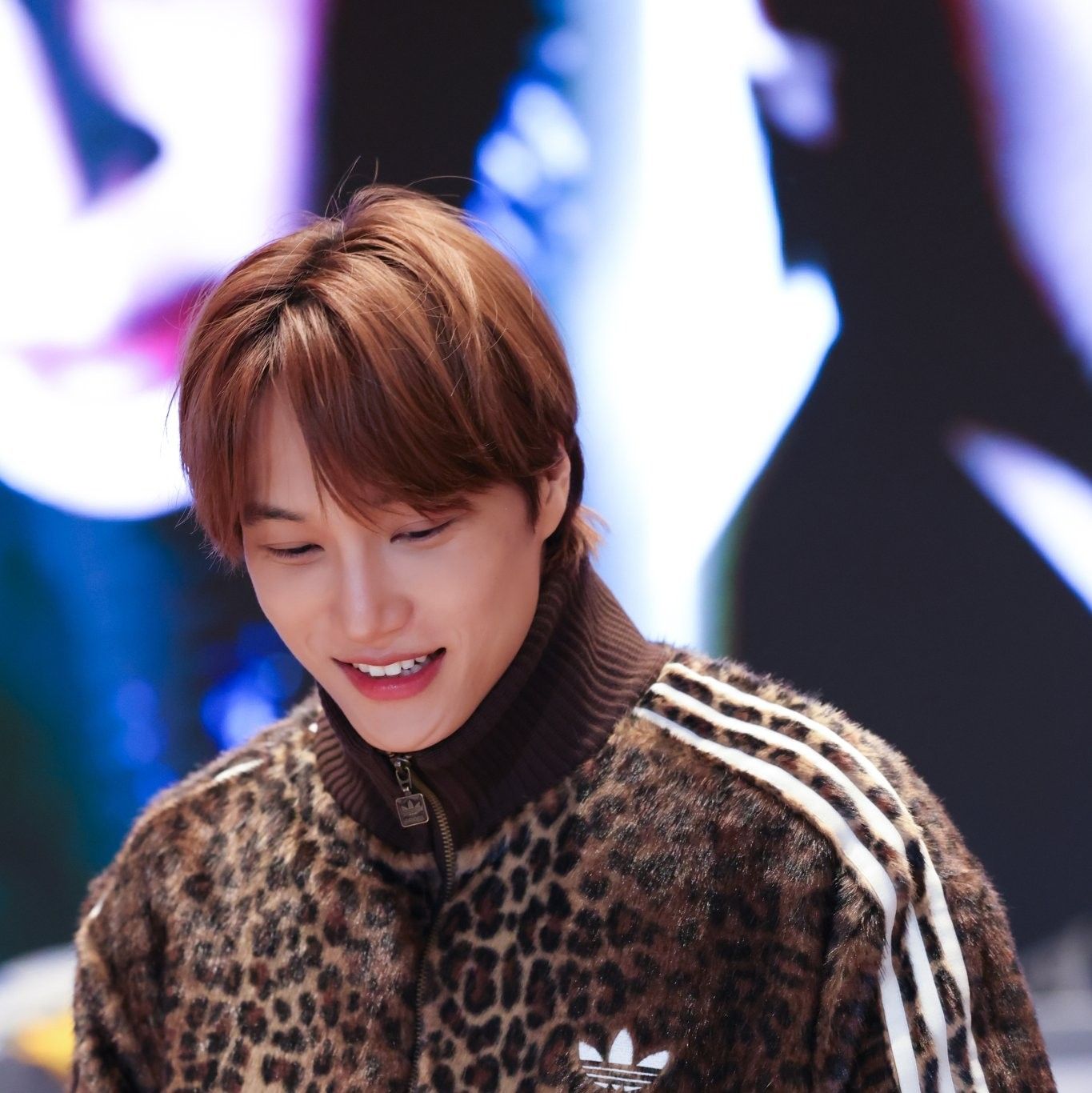 Momen yang diabadikan oleh penggemar Kai (EXO)