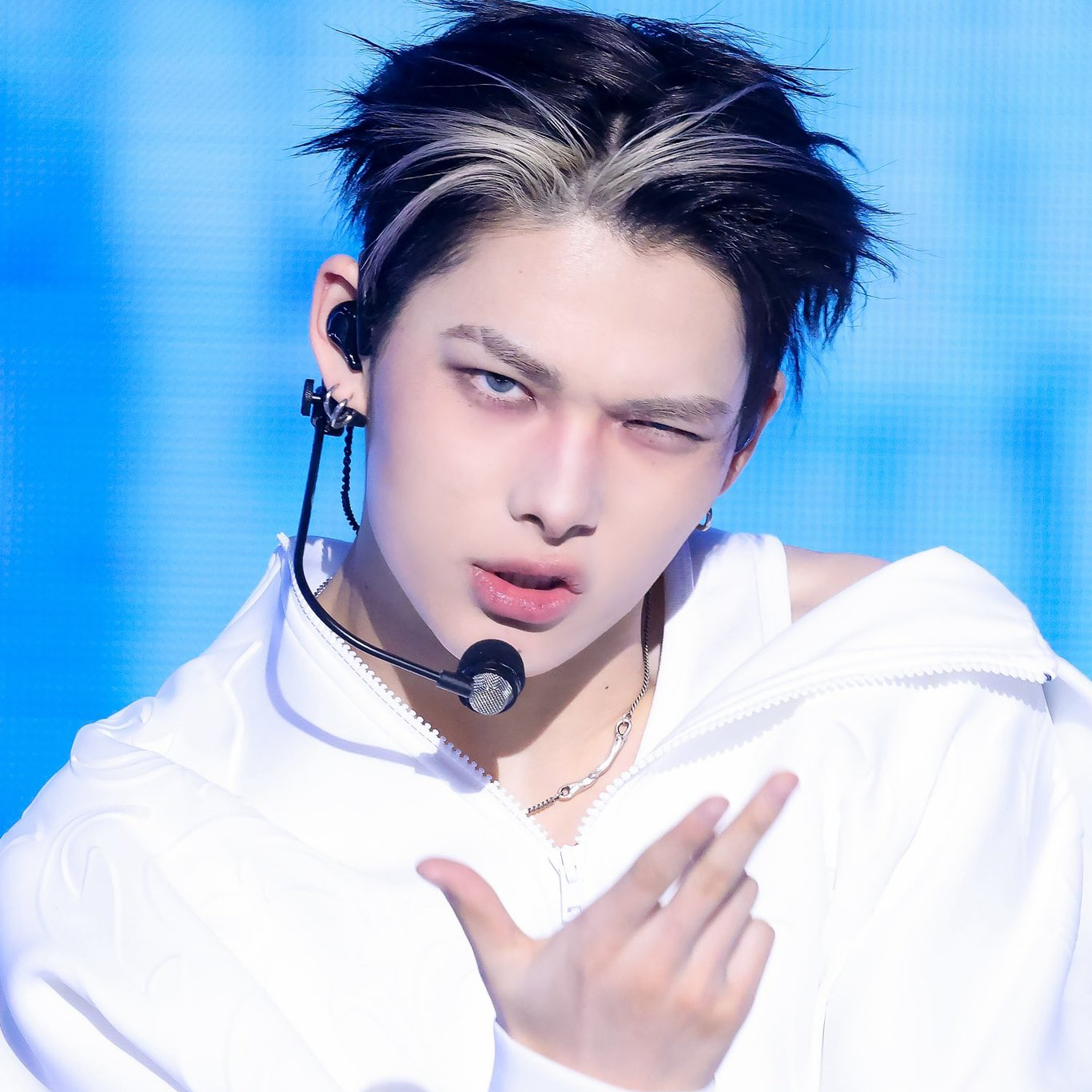 Behind-the-scenes cut of NI-KI (ENHYPEN)