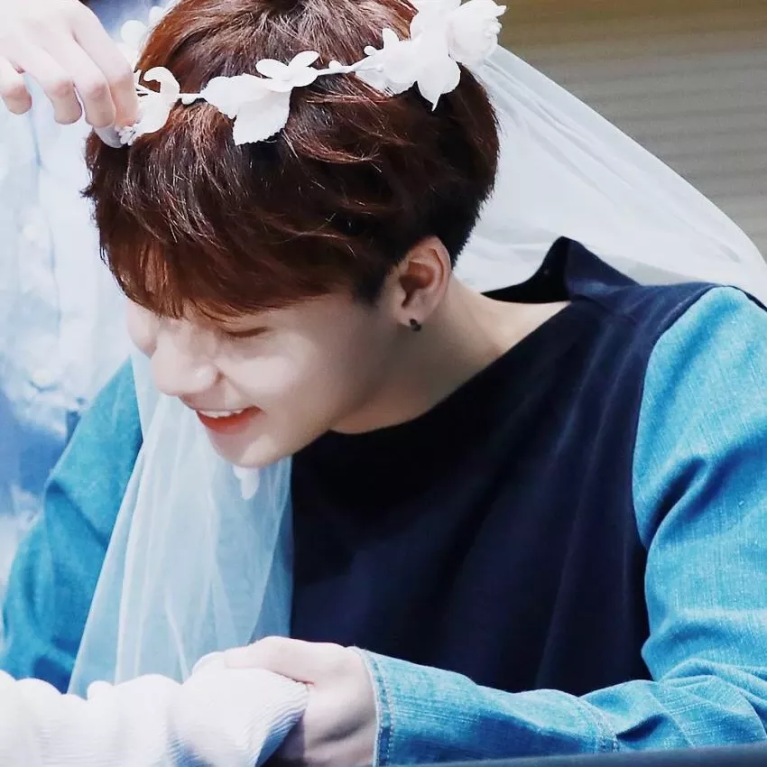 Recent activity shot of Jeong Sewoon