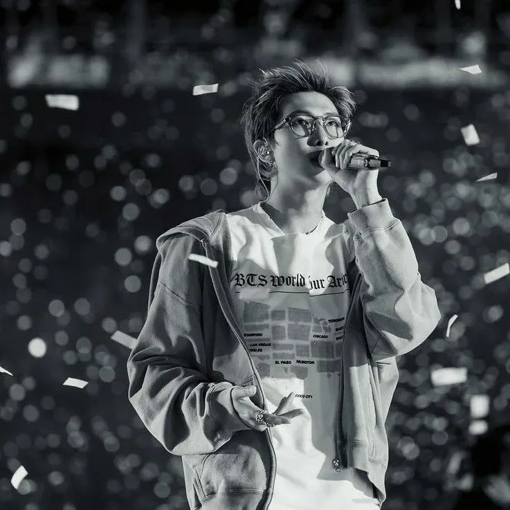 RM (防弹少年团)的幕后花絮