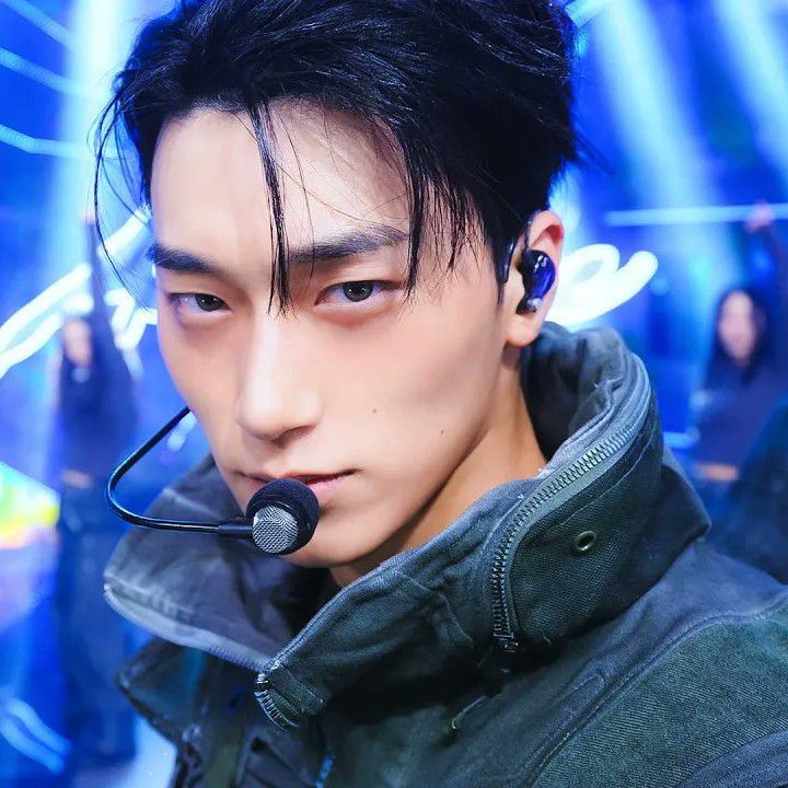 ATEEZの最新写真