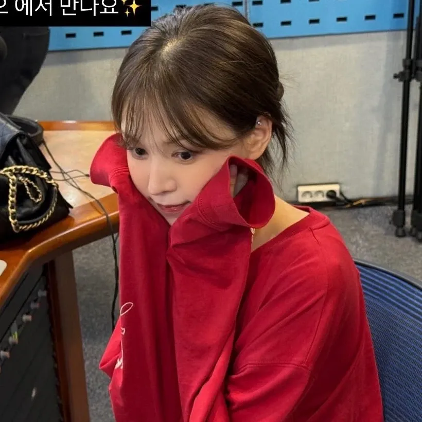 Recent activity shot of Wendy (Red Velvet)