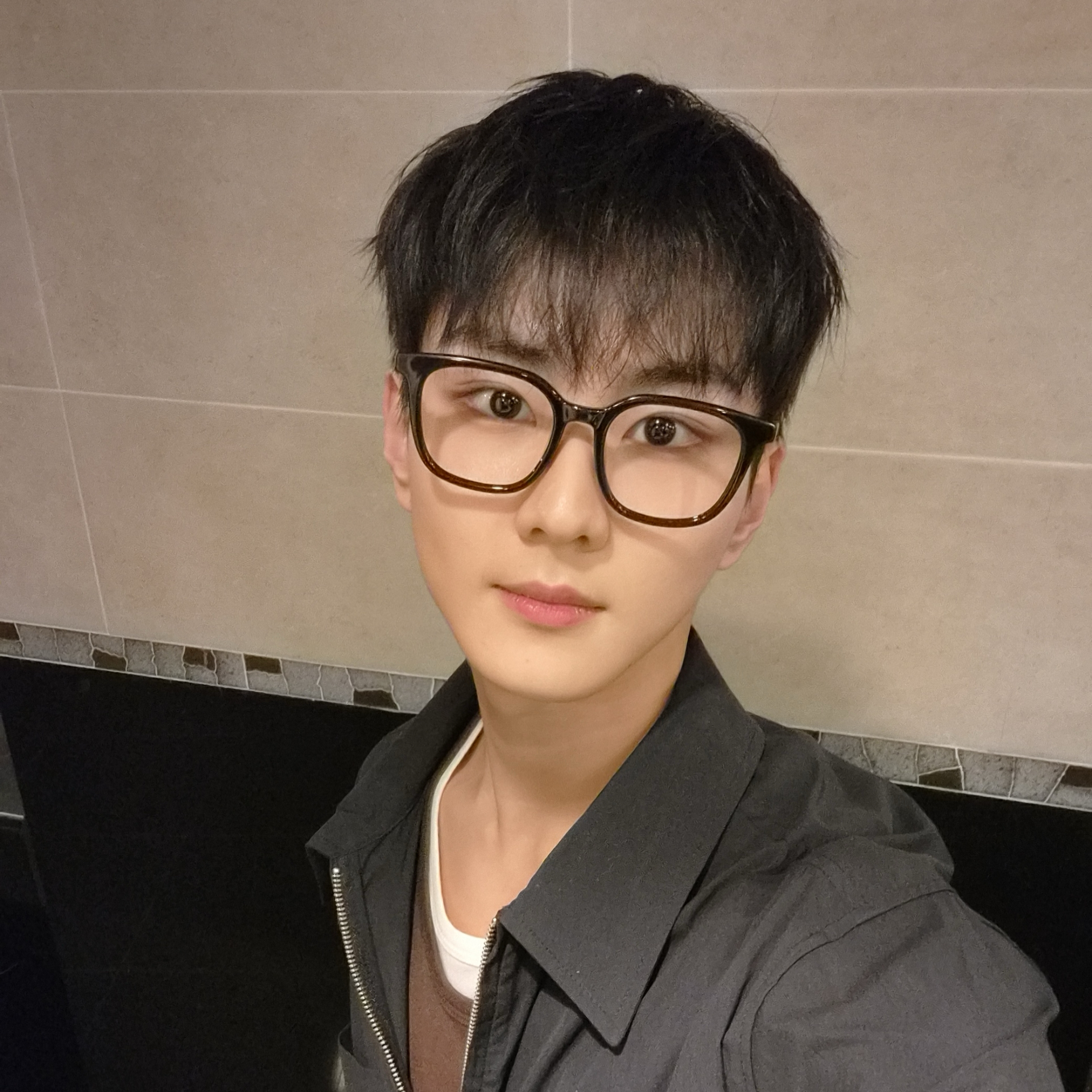 A moment captured by Jungwon (ENHYPEN)'s fan