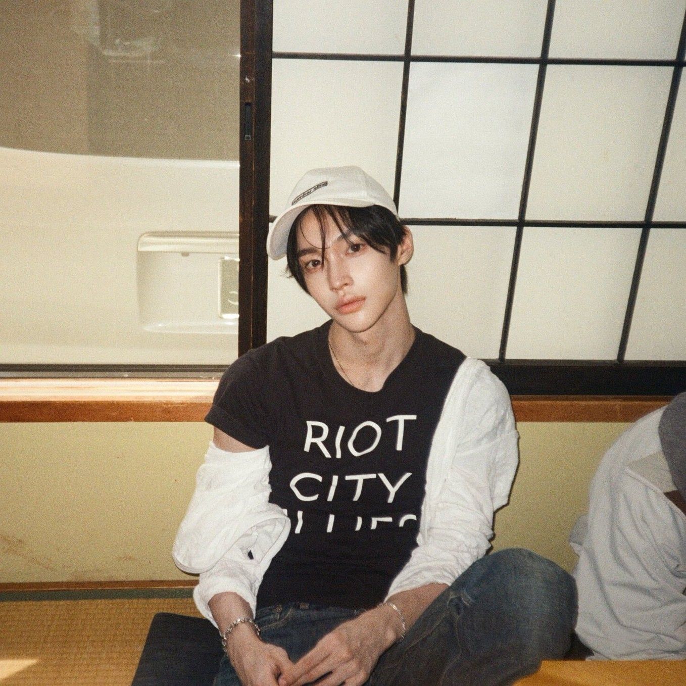 Behind-the-scenes cut of RIIZE