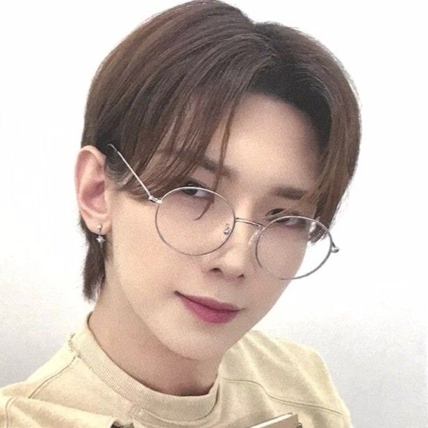 에이티즈의 비하인드 컷