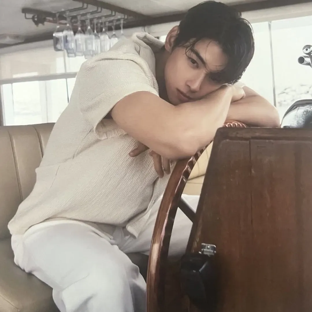 Recent activity shot of Eunwoo (ASTRO)