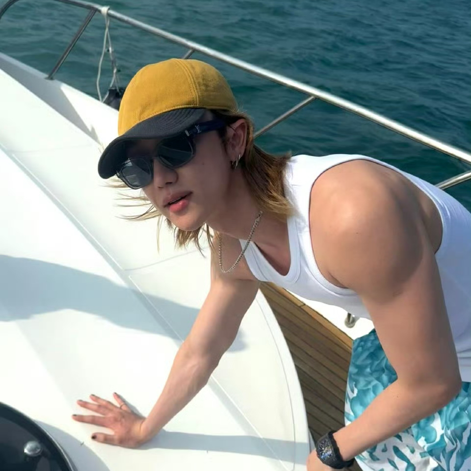 A moment captured by The 8 (SEVENTEEN)'s fan