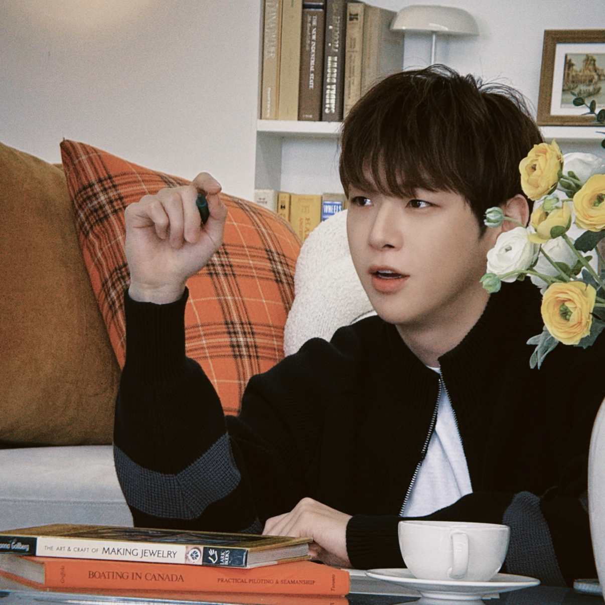 Foto aktivitas terbaru Kang Daniel