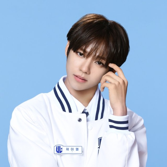 Latest photo of JL (AHOF)