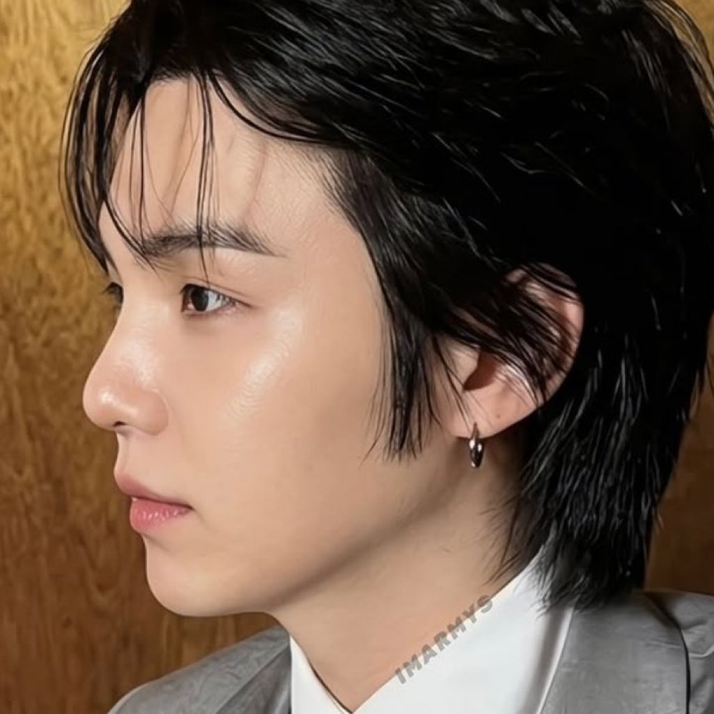 Potret di balik layar SUGA (BTS)