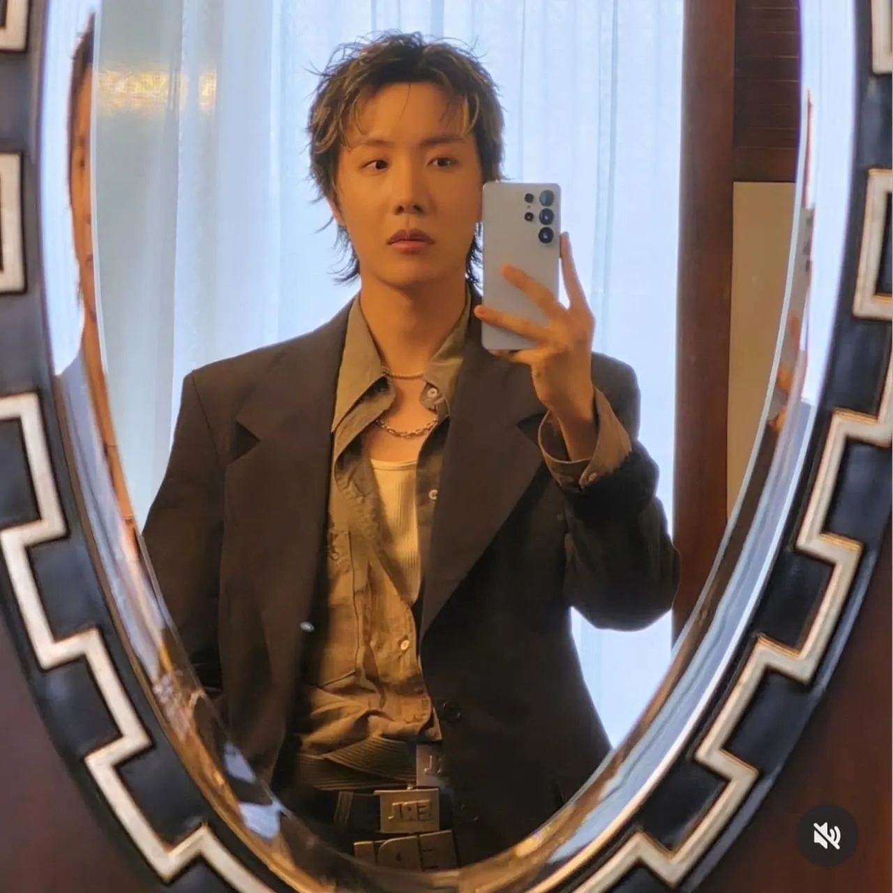 제이홉 (방탄소년단) 최근 활동샷