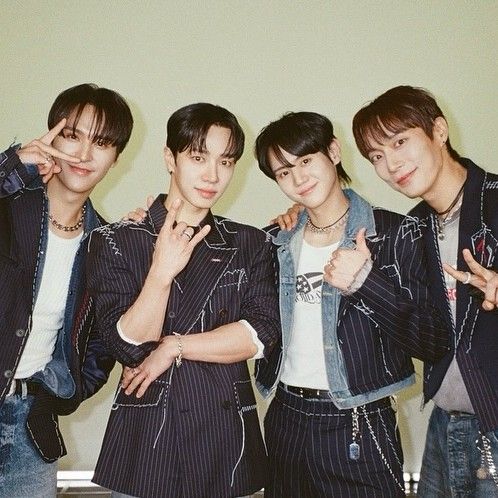 Momen yang diabadikan oleh penggemar Highlight