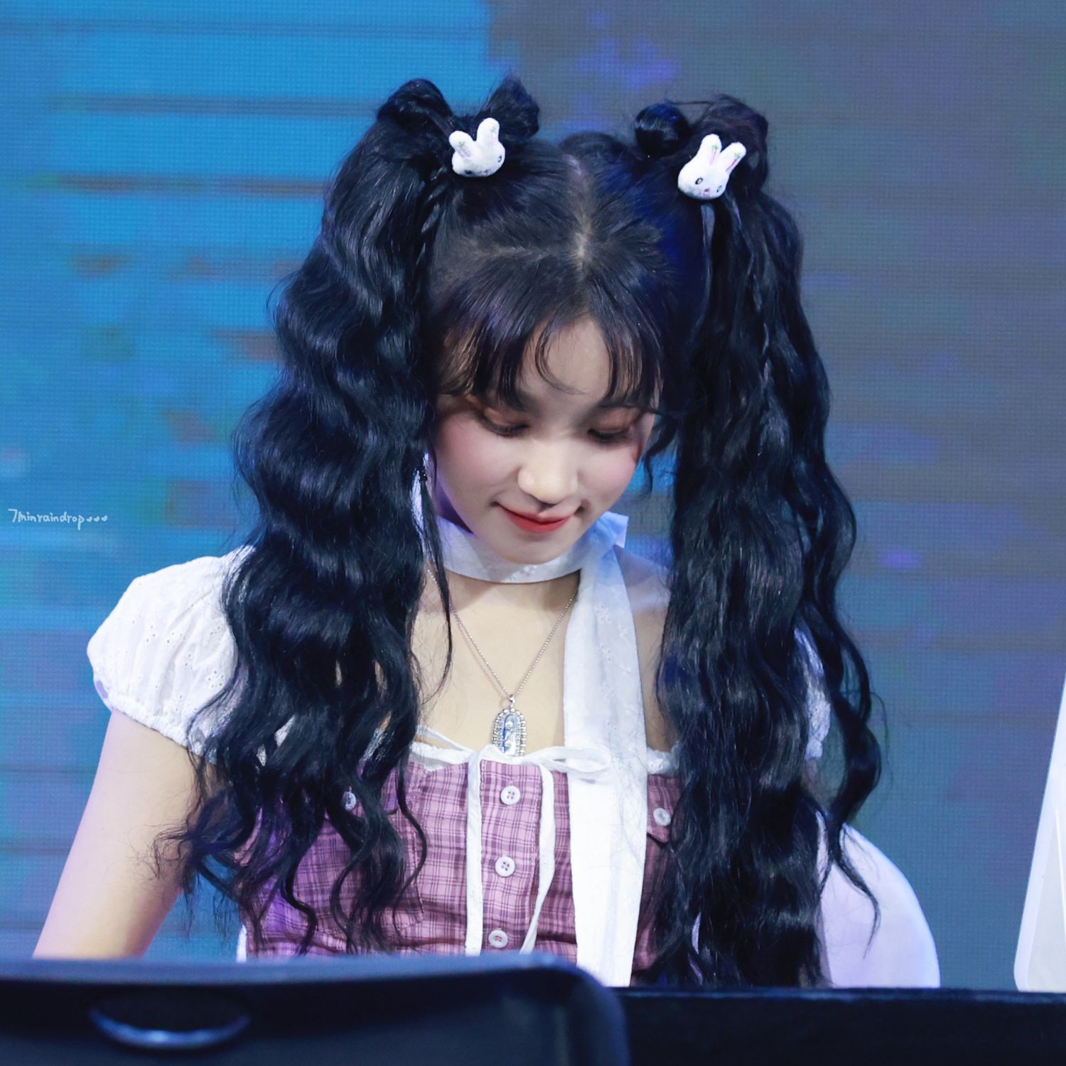A moment captured by Yuqi (i-dle)'s fan