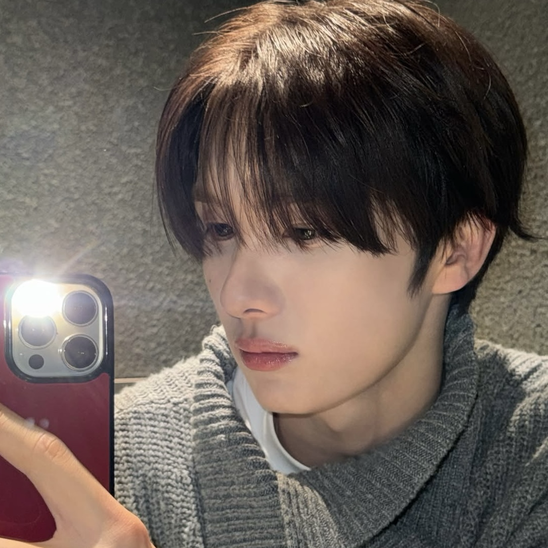 Behind-the-scenes cut of Youngjae (TWS)