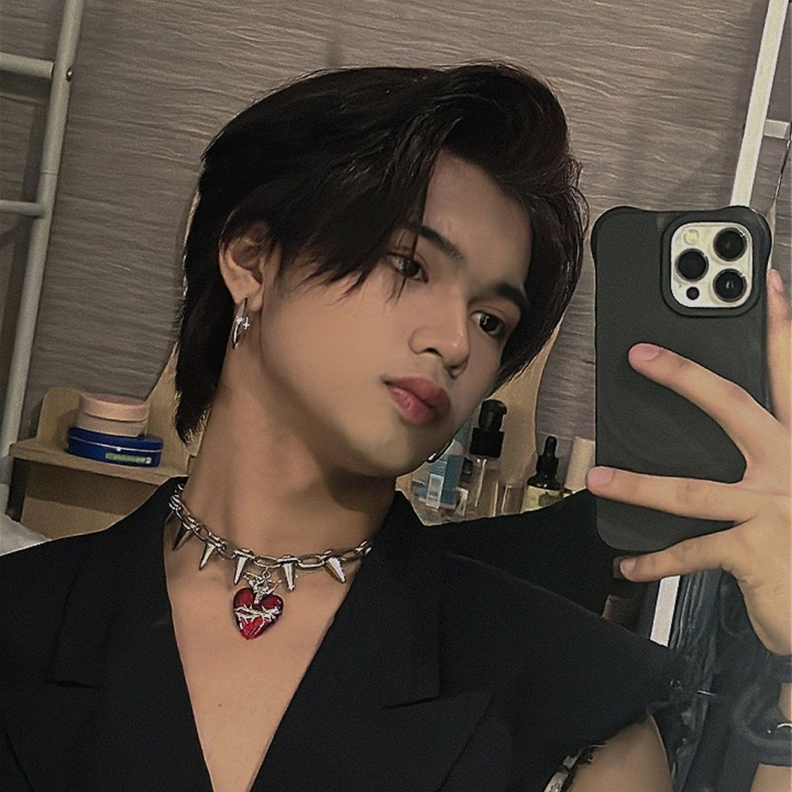 A moment captured by Jeromy (HORI7ON)'s fan