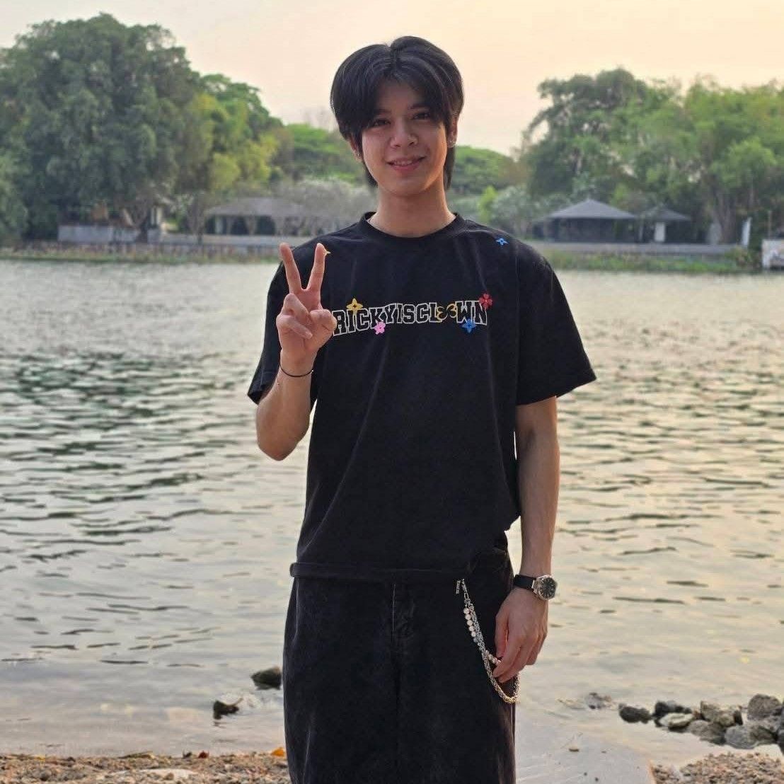 佑瀧 (NexT1DE)的最新活動照片