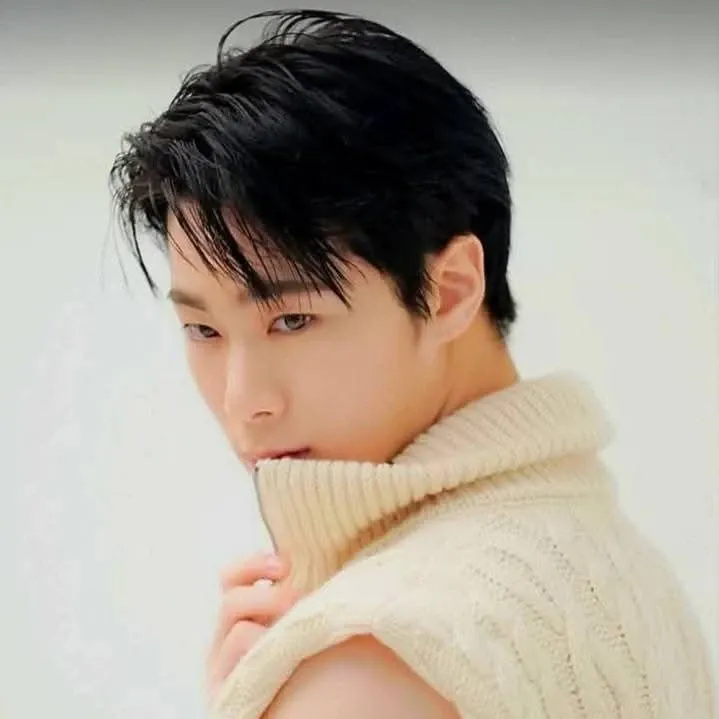 Recent activity shot of Moonbin (ASTRO)