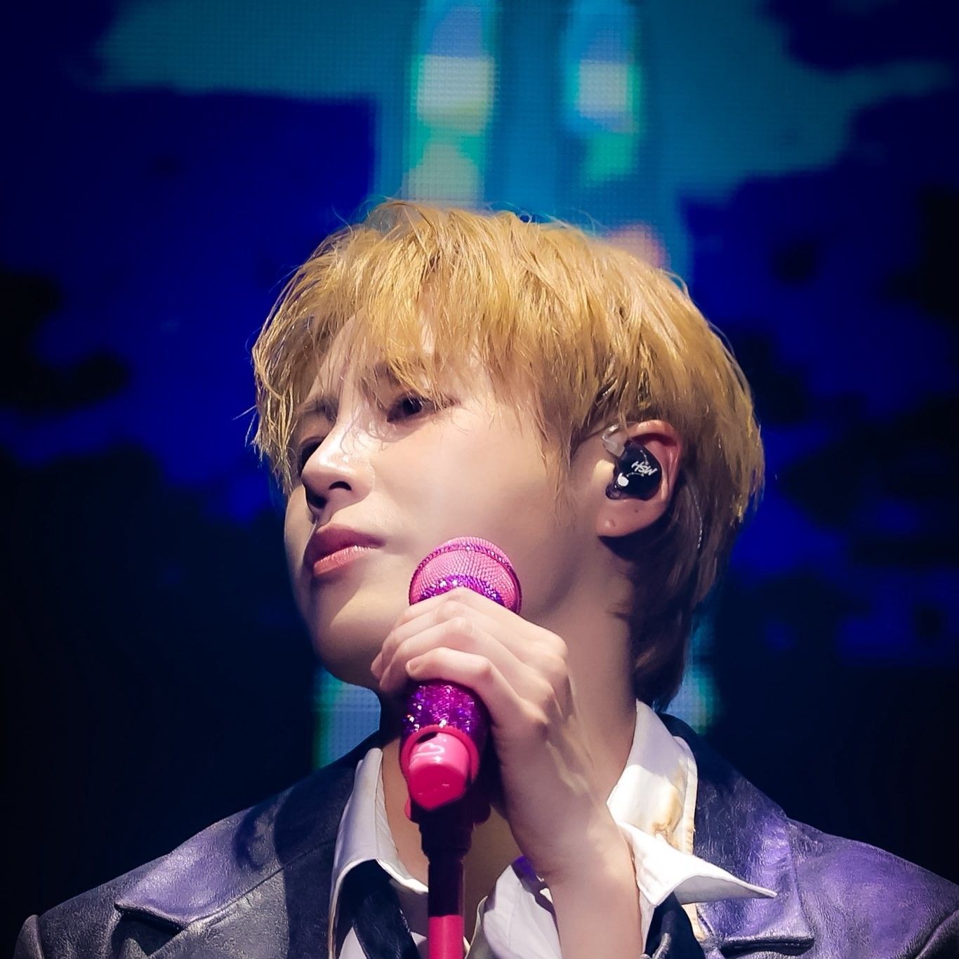 Recent activity shot of Ha Sungwoon